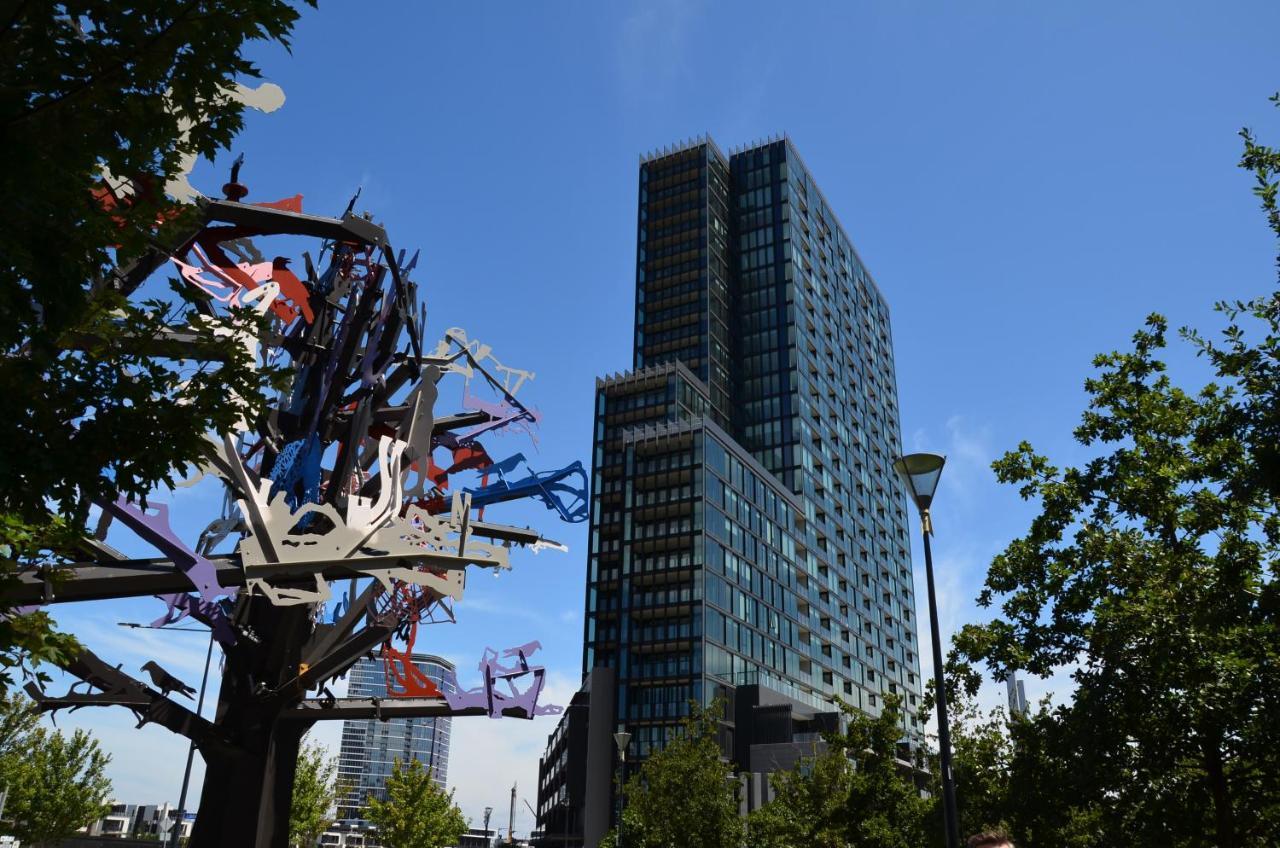 Orange Stay At Collins Wharf Melbourne Exterior photo